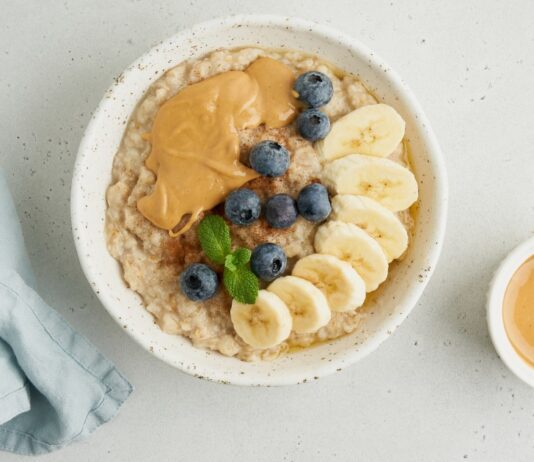 Какая овсянка самая полезная? Диетолог поделилась своим номером. 1 выбор