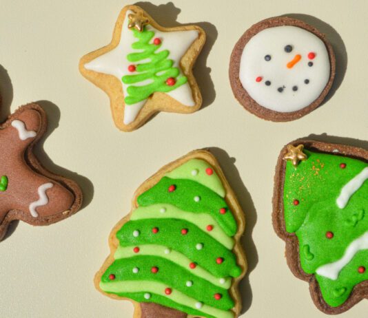 Являются ли десерты без сахара более здоровым вариантом? Диетолог взвешивает