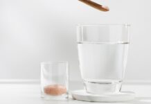 Помогает ли трюк с розовой солью похудеть? Диетологи объясняют