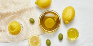 Оливковое масло и лимонные шоты становятся вирусными для улучшения пищеварения, воспаления и кожи. Они работают?