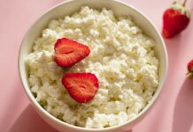 7 лучших продуктов, которые нужно есть для поддержания плотности костей в среднем возрасте, по мнению врача