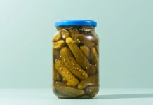 Эти 17 продуктов полезнее, чем ежедневный электролитный порошок, говорят диетологи
