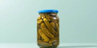 Эти 17 продуктов полезнее, чем ежедневный электролитный порошок, говорят диетологи