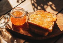 Самые полезные джемы и каких следует избегать, по мнению диетологов